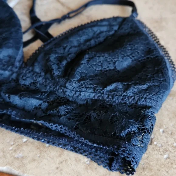 Xhilaration black lace bralette wimans size small - Picture 6 of 6
